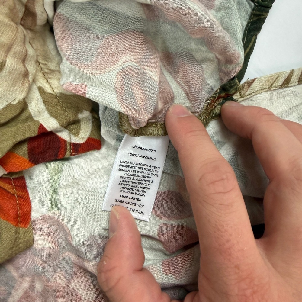 Chubbies Mens L Sunday Shirt Olive Green Floral Snake Print Rayon SS Button Up - Picture 5 of 8